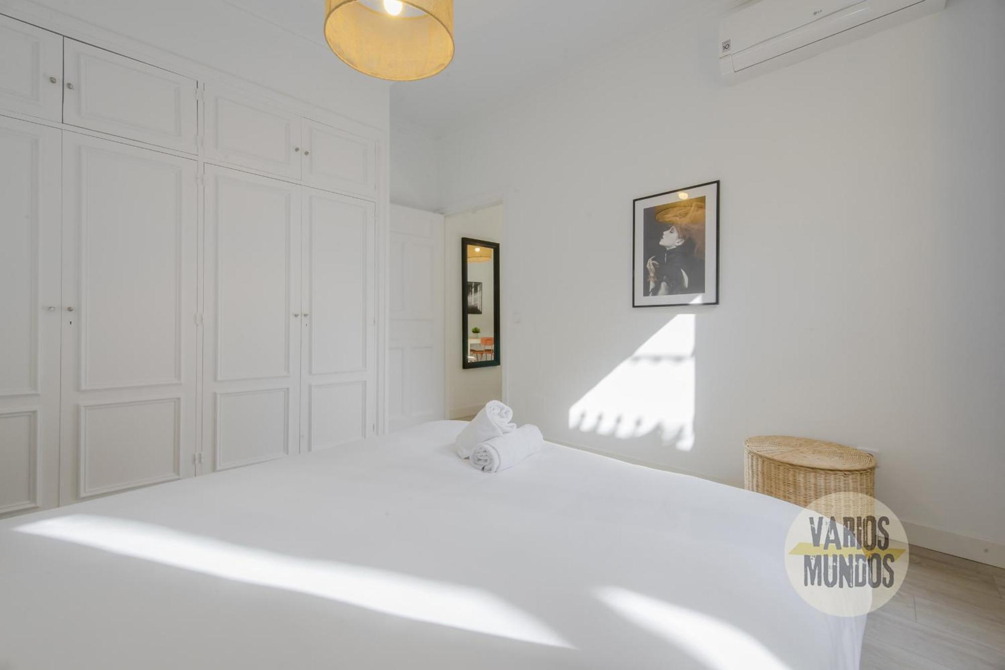 Elegant Apt Para 4Pax En Las Letras-Cortes 马德里 外观 照片